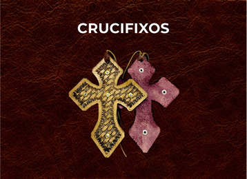 Crucifixos