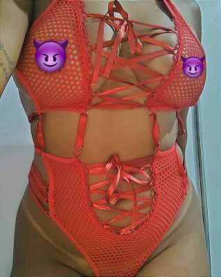 Body Anny Sexy com Fitas Vermelhas – Arrastão Cavado e Ajustável