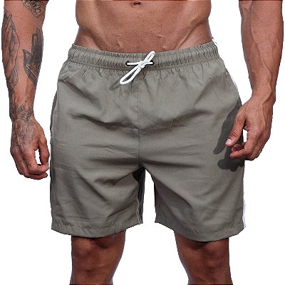 Short Tactel Listrado Elastic Masculino MXD Conceito 3 Bolsos Caqui Areia Com Listra Branca