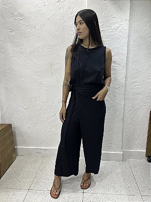 CONJUNTO CALÇA E REGATA MALHA (VESTE DO P ao M)
