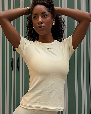 Baby Tee Aura Off White PRÉ-VENDA