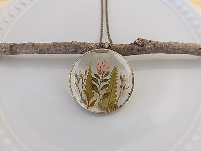 Colar mini jardim - limonium