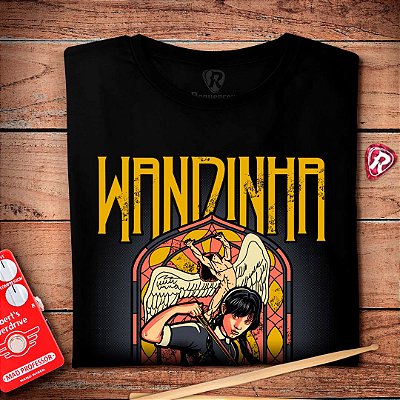 Oferta Relâmpago - Camiseta GG Feminina Wandinha Led Zeppelin Preta