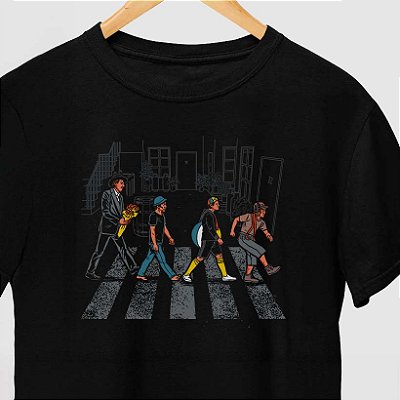 Camiseta Rock Premium Beatles Chaves Abbey Village tamanho adulto com mangas curtas na cor preta