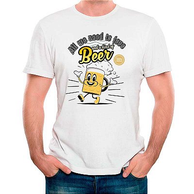 Camiseta All we need is love and a kind of beer tamanho adulto com mangas curtas na cor Preta Premium