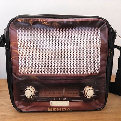 Bolsa preta radiola retro