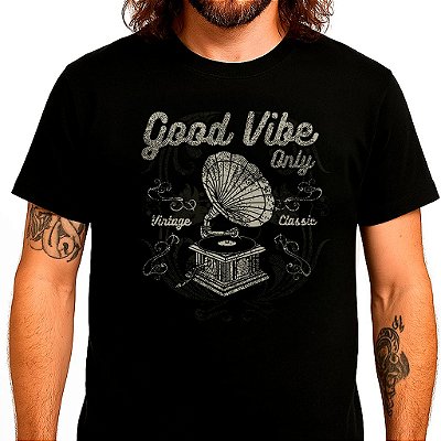 camiseta Good Vibes com mangas curtas na cor preta premium