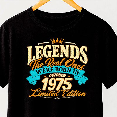 Camiseta Data de Aniversário Persoanlizada Legends Were Born The Real One para adulto com mangas curtas na cor Preta premium