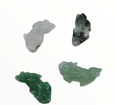 Pingente de pedra natural jade dragão 45x22mm