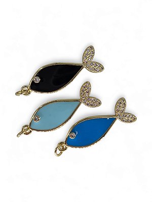 Pingente Peixe Esmaltado Cravejado