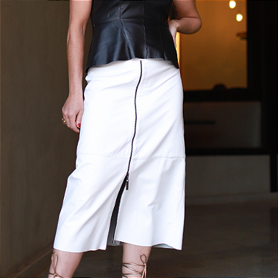 Saia Midi Couro Pelica Zipper Frontal Branca - Karine Daher