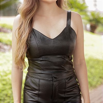 Blusa Couro Pelica Alça Regulagem Botão Preto - Karine Daher