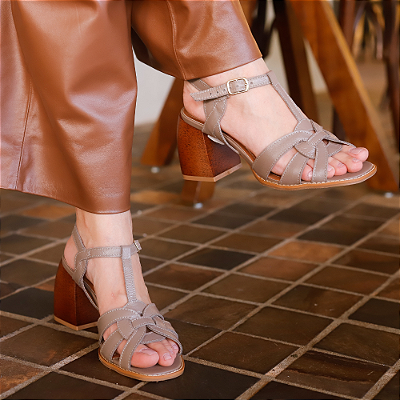 Sandália Valéria Salto Bloco Fendi - K.Daher