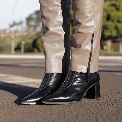 Bota Lilian Salto Bloco Preta - K.Daher