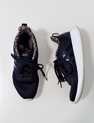 Tênis preto Adidas - tam 36