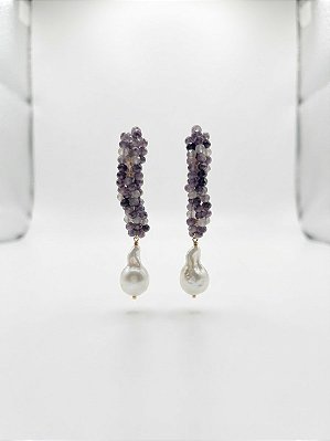 Brinco perolas orgânicas e cristal