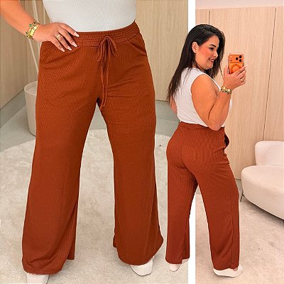 Calça Pantalona Canelada Veronica Terra Cota Plus Size