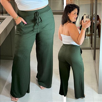 Calça Pantalona Canelada Veronica Verde Musgo Plus Size