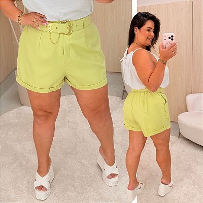 Short Alfaiataria Ayla Verde Plus Size