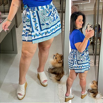 Short Saia Duda Floral Azul Plus Size