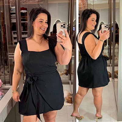 Macaquinho Vip Isabel Preto Plus Size