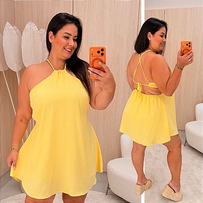 Macaquinho Ema Amarelo Liso Plus Size