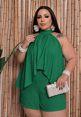 Macaquinho Babado Eloá Verde Bandeira Plus Size