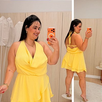 Macaquinho Gola Boba Lívia Amarelo Plus Size