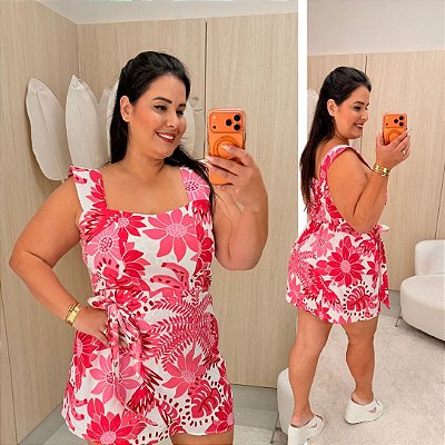 Macaquinho Vip Tropical Flor Rosa Plus Size