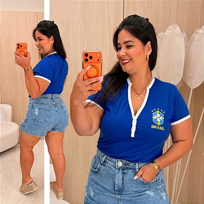 T shirt Brasil Botão Azul Plus Size
