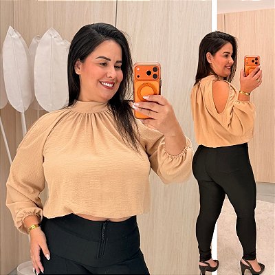 Blusa Manga Reina Bege Plus Size
