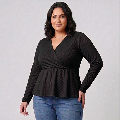Blusa Manga Longa Pamela Bata Preto Plus Size