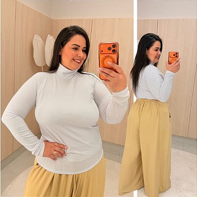 Blusa Manga Olivia Gola Alta Branca Plus Size