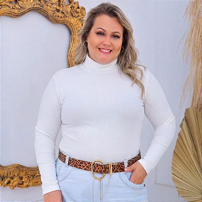 Blusa Manga Olivia Gola Alta Branca Plus Size