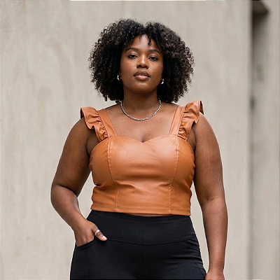 Cropped Corino Flavia Caramelo Babado Plus Size