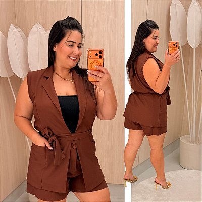 Conjunto Colete Karina Marrom Plus Size