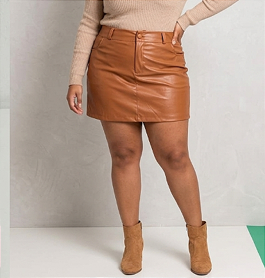 Short Saia Corino Vip Angêla Caramelo Plus Size