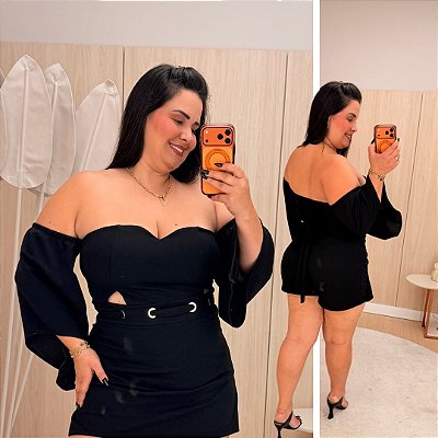 Macaquinho Delicata Preto Plus Size