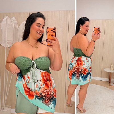 Macaquinho Multi Formas Verde e Laranja Plus Size