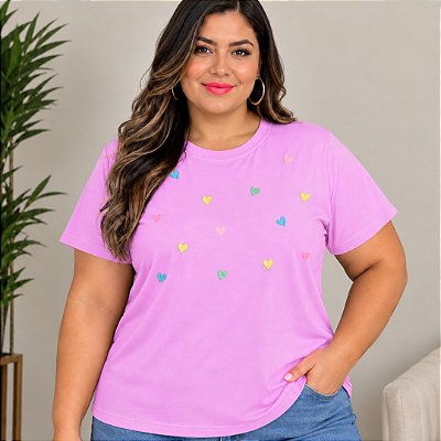 T shirt Bordada Rosa Corações Plus Size