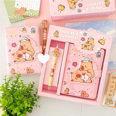 Kit Rosa Caderno Luxo + Caneta - Capivara