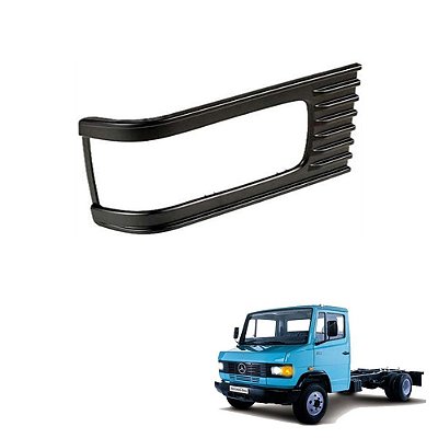 Moldura Do Farol Mercedes 709 Lado Direito