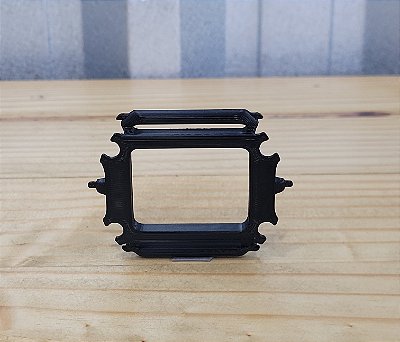 Suporte de Wideband Fueltech para saída de ar Audi 8P