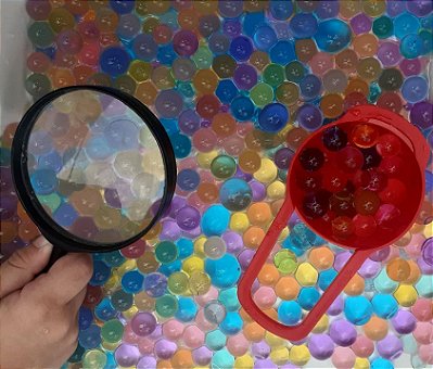 Atividades Sensoriais para Bebês e Crianças Bolinha Gel + Medidor + Lupa