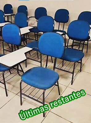 15 Cadeiras estofadas na cor azul em estado de NOVAS