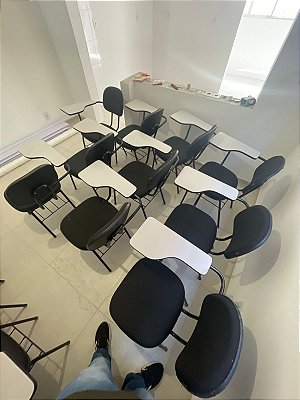Lote de 50 Cadeiras Usadas. R$50,00 cada. (Venda do lote todo).