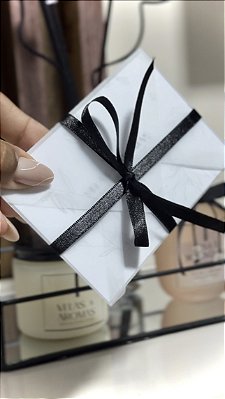 50 un. Cartão com envelope em papel vegetal