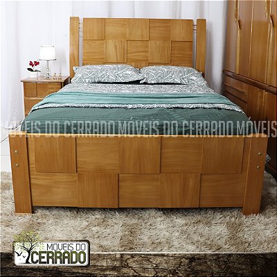 Cama Casal de Madeira Xadrez Lisa