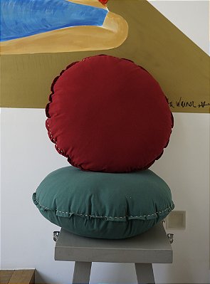 Almofada redonda pesponto