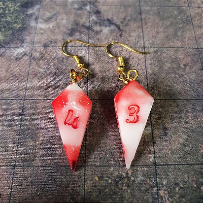 Par de Brincos D4 teardrop - Blood